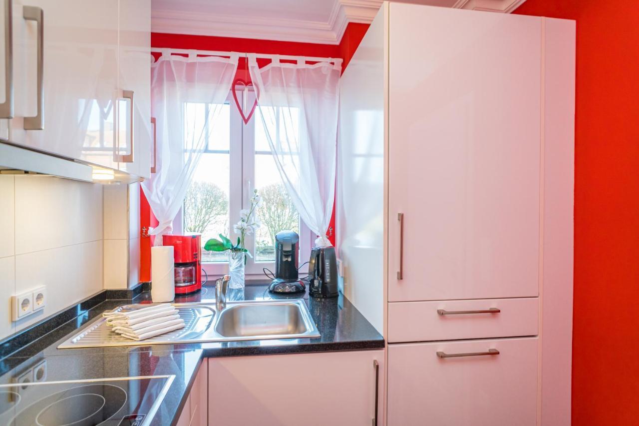 ヴェスターラント Haus Charlotteヴィラ エクステリア 写真